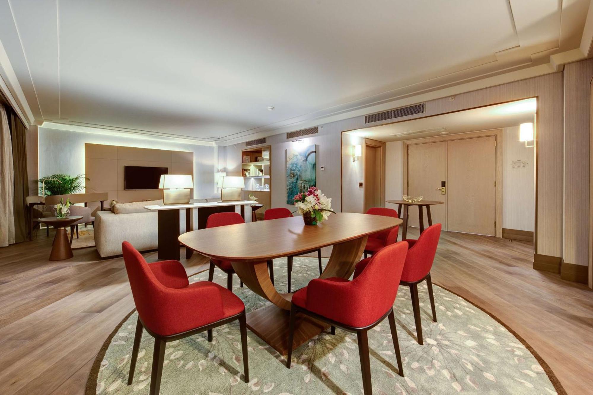 Hiltonsa Adana